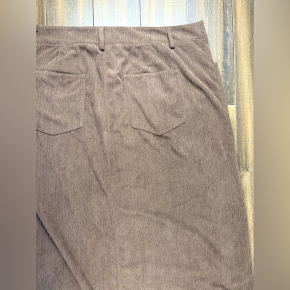Cider Plus Size 2X Brown Corduroy Midi Maxi High Waisted Skirt Pockets - Picture 9 of 11
